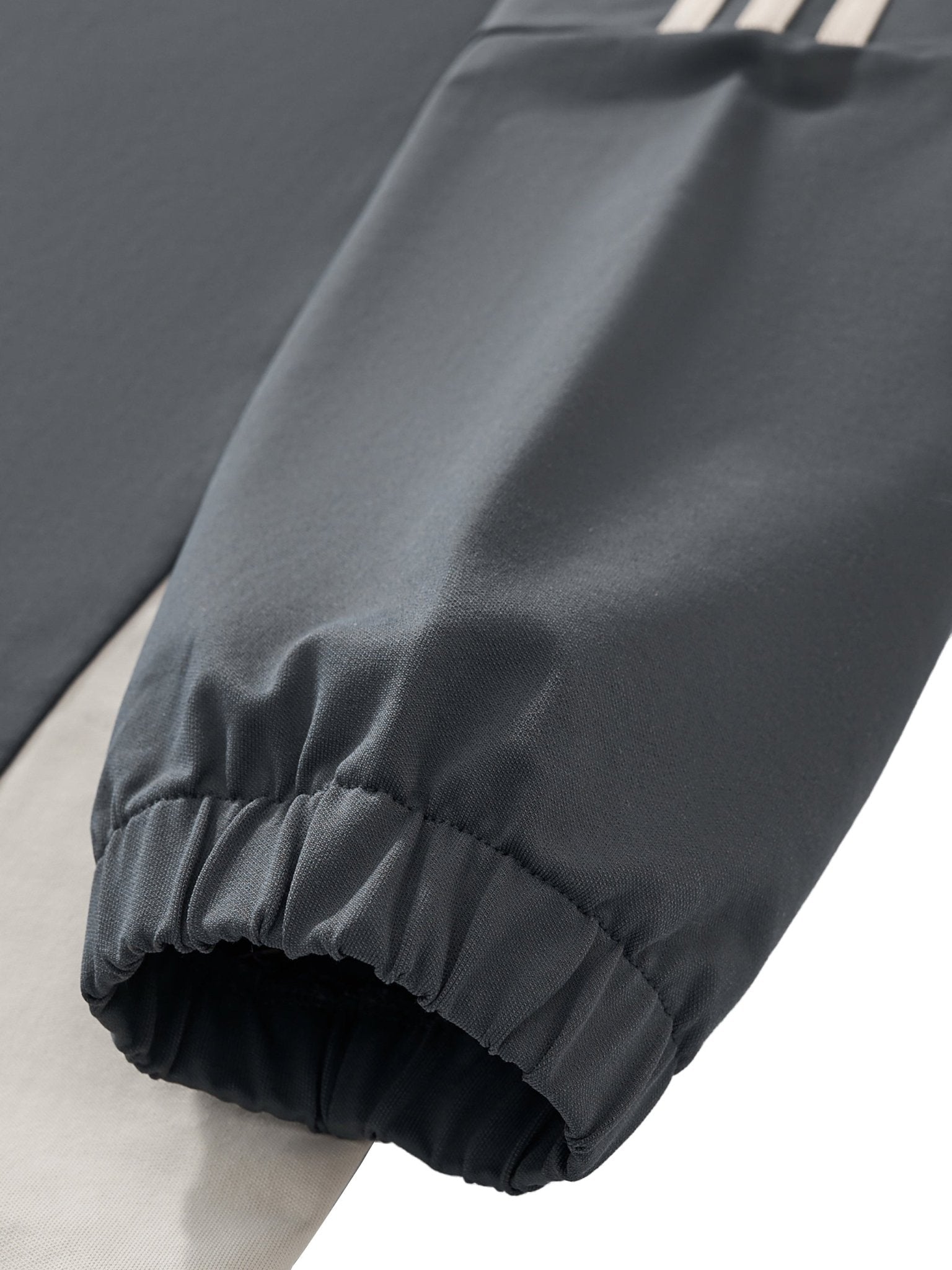 Camiseta de manga larga con cuello en V y bicolor DAWS Select - Unisex color - Streetwear DAWS