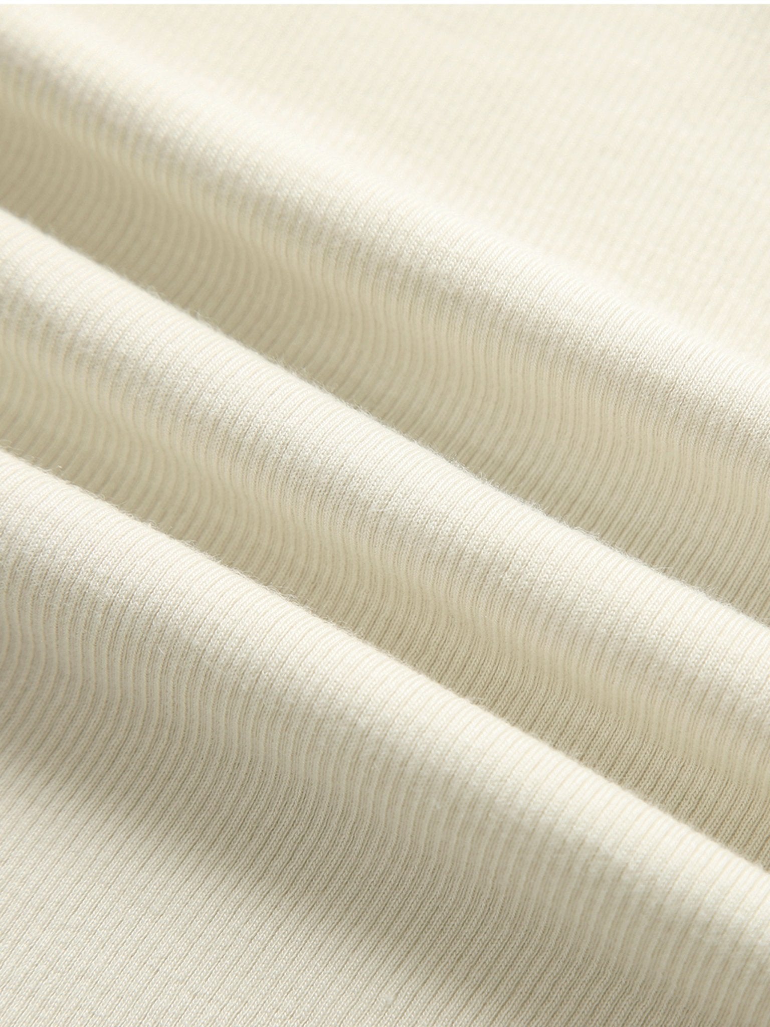 Camiseta Modal Bodycon Henley - Vera Redflower color - Streetwear DAWS