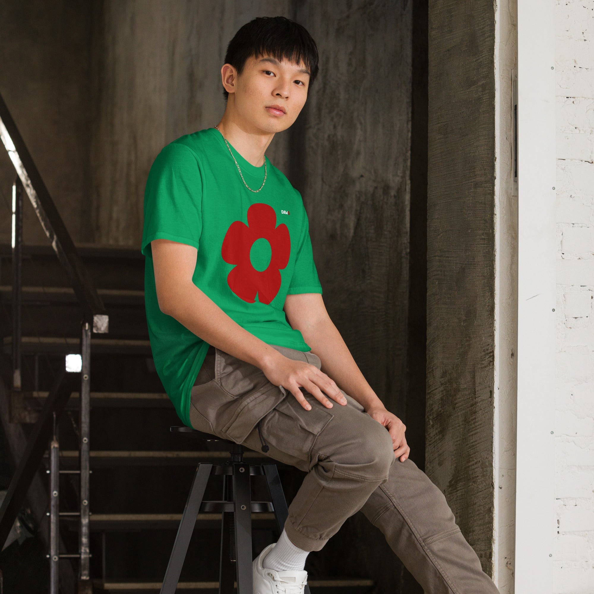 Camiseta Vera Redflower Softstyle unisex color - Streetwear DAWS