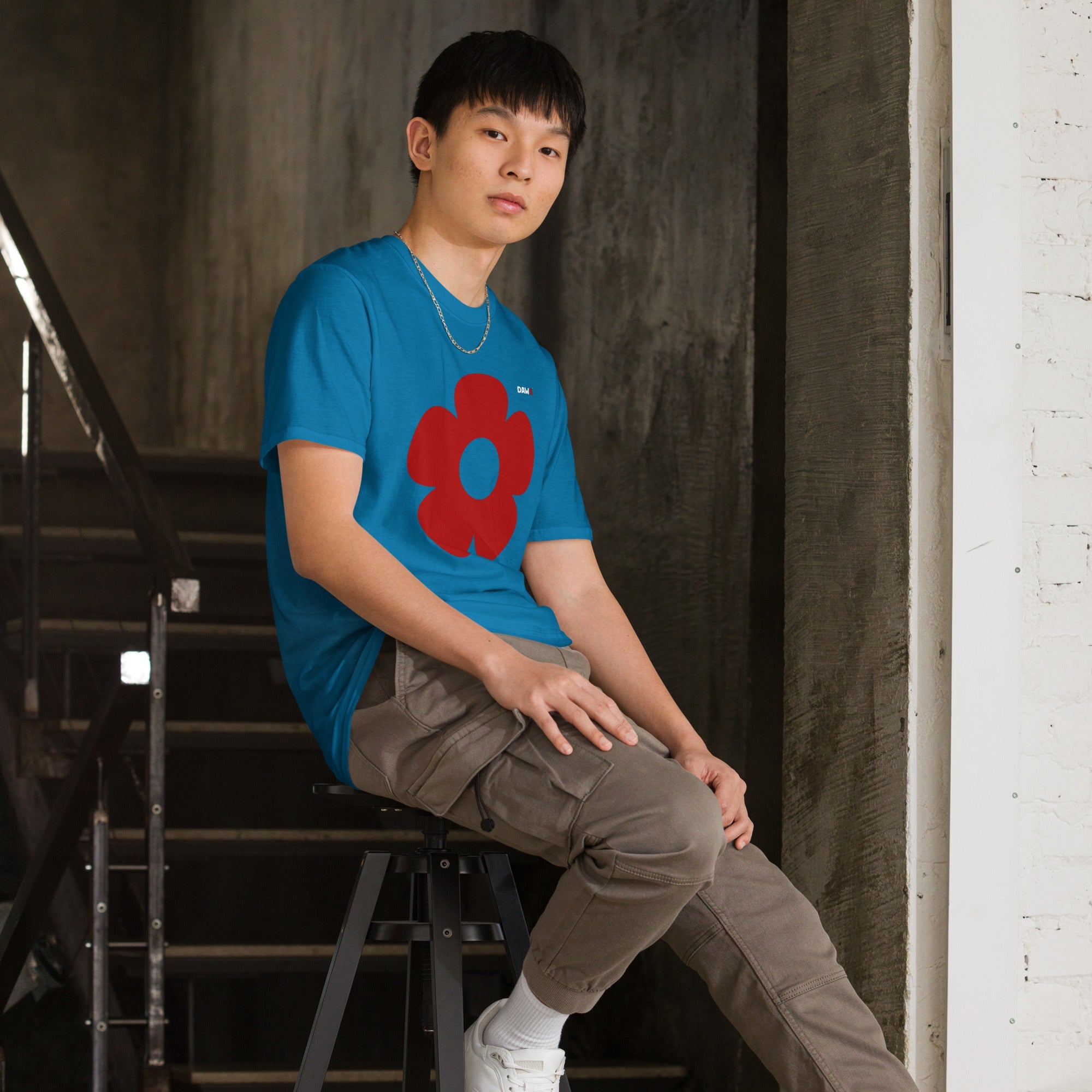 Camiseta Vera Redflower Softstyle unisex color - Streetwear DAWS