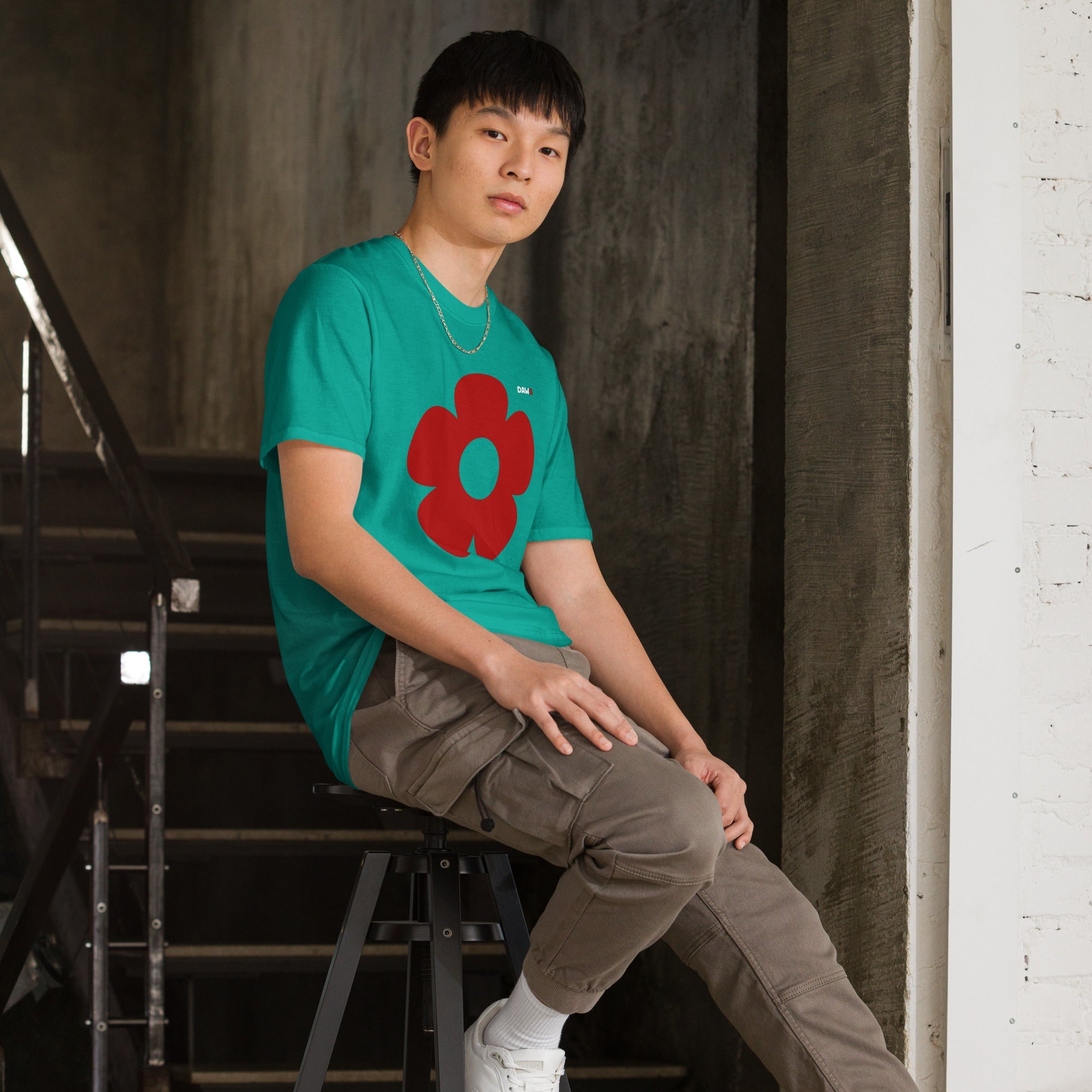 Camiseta Vera Redflower Softstyle unisex color - Streetwear DAWS