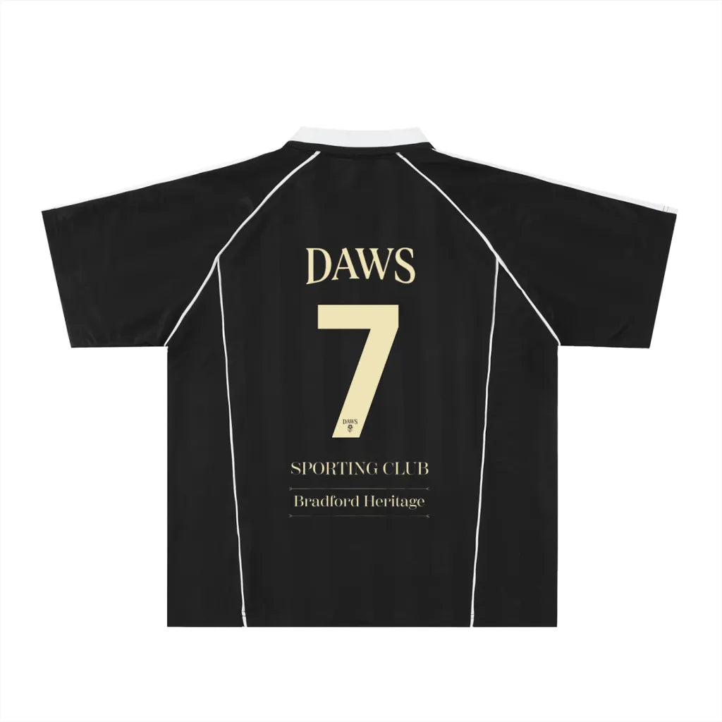 Camiseta jacquard deportiva negro DAWS con dorsal 7 marfil muy padre y escudo Sporting Club con un vibe retro que flipas vista por detrás