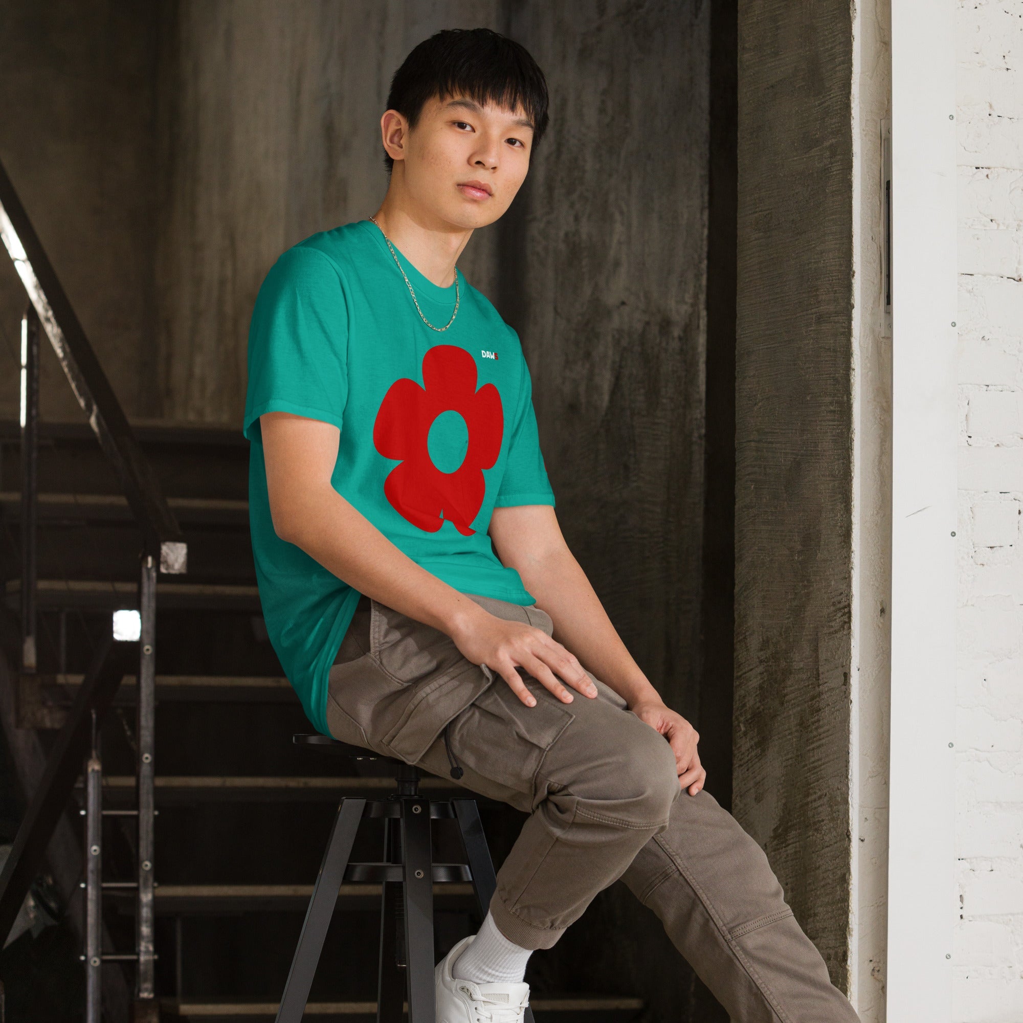 Camiseta Vera Redflower Esencial unisex color - Streetwear DAWS