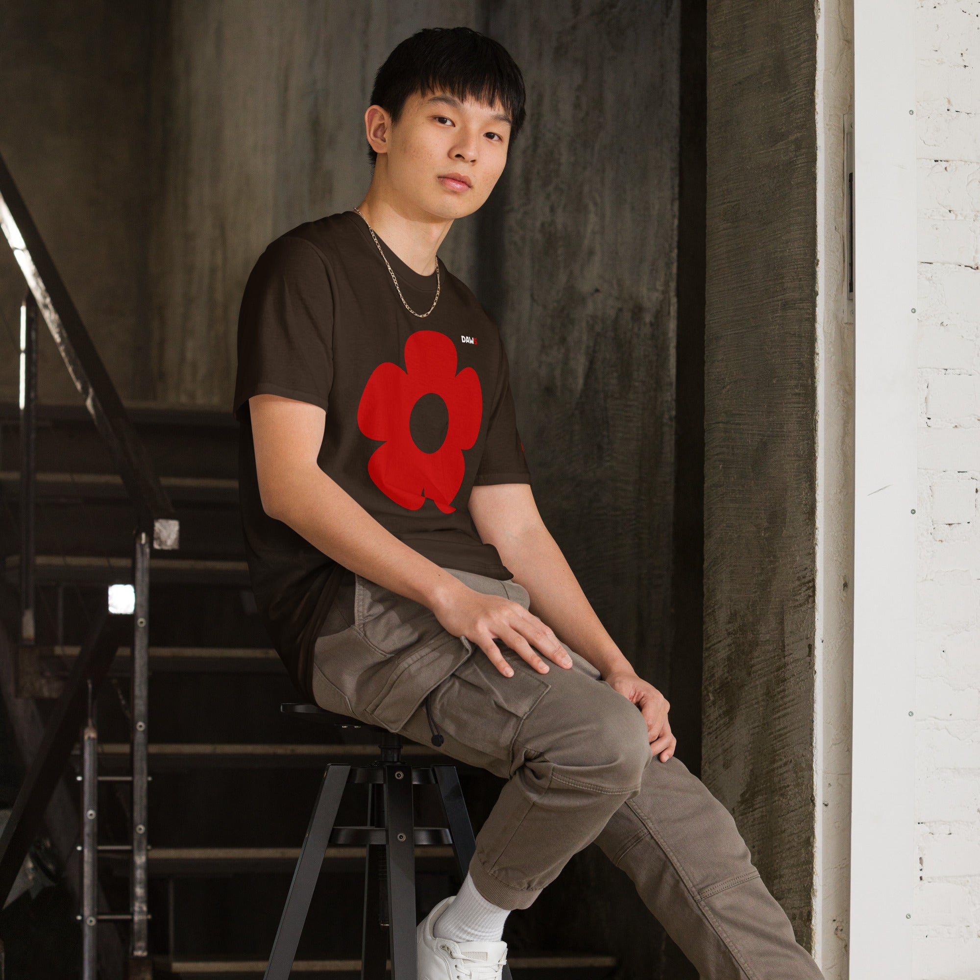 Camiseta Vera Redflower Esencial unisex color - Streetwear DAWS